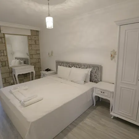 Hotel Yamac Evi Butik (adults Only) 2*